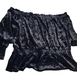 francescas MI Ami crushed velvet off-shoulder crop top